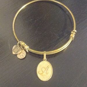 Angelica bracelet